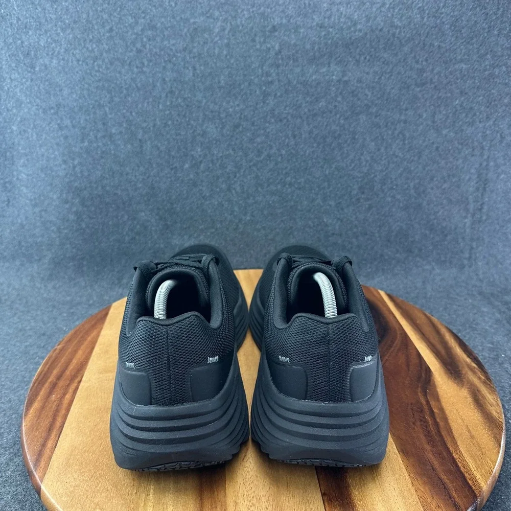 Skechers GoRun Max Cushioning Delta Mens 11 Extra Wide Black Shoes 220613WW